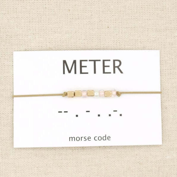 Vraag meter of peter met een armbandje in morsecode